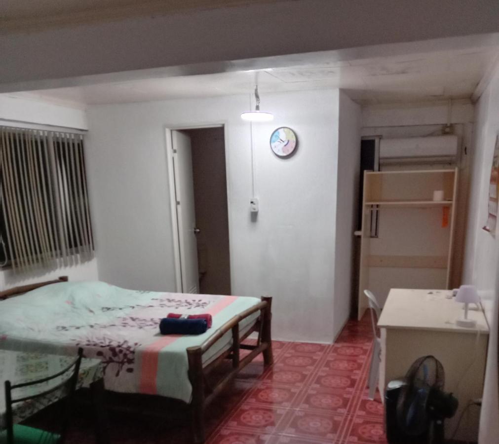 Crystal Jam Resort Daanbantayan Exterior photo
